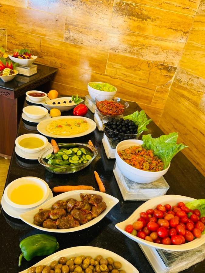 Esperanza Petra Bed & Breakfast วาดี มูซา ภายนอก รูปภาพ
